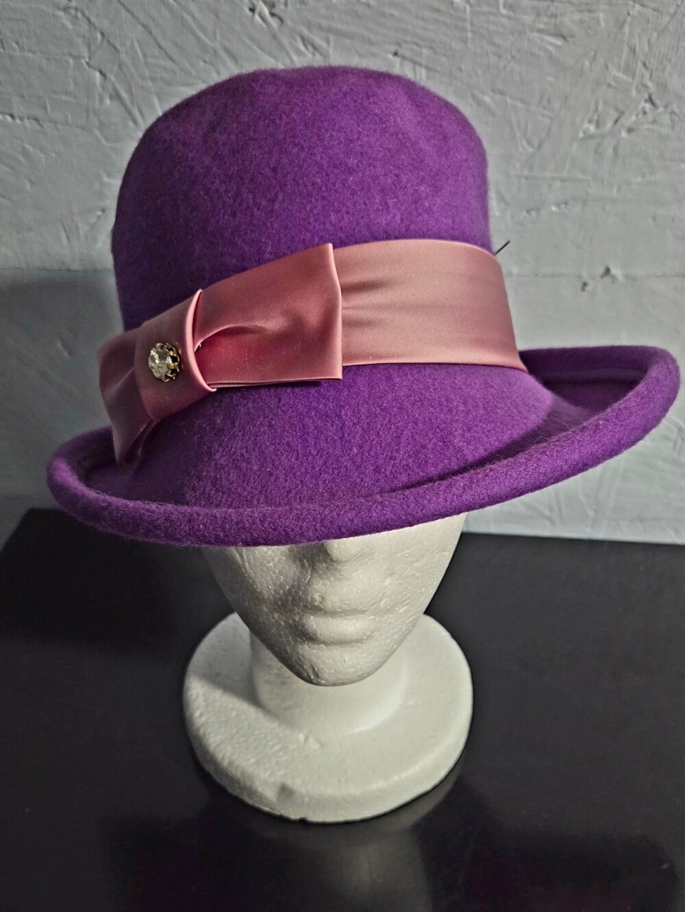 Vintage 50s/60s Henry Pollak Purple Glenover 100% Wool Cloche Hat W/ Pink Band